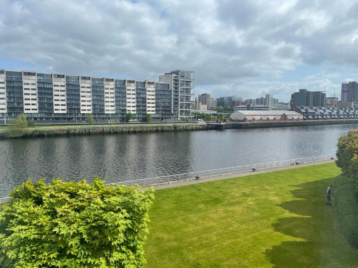 River View Apartment غلاسغو المظهر الخارجي الصورة